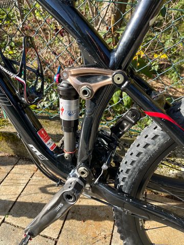 Specialized Stumpjumper FSR Comp 2009 2009 Mountainbike usato, Nero — immagine 4 di 8