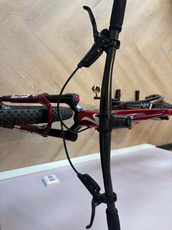 Gebrauchtes Specialized Epic SRAM Force eTap AXS 2021 Mountainbike, Rot — Bild 4 von 10
