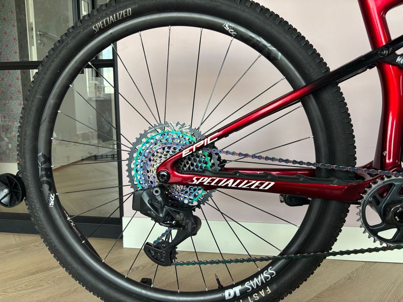 Used Specialized Epic SRAM XX1 Eagle AXS 2021 Mountainbike, Red, 29 — image 2 of 10