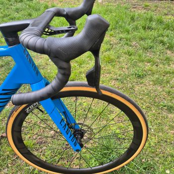 Used Canyon Ultimate CF SL 8 AXS Movistar 2024 2024 Road & Gravel, Blue — image 6 of 8