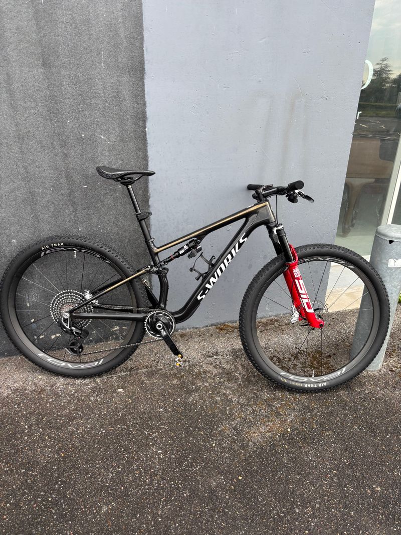 Used Specialized S-Works Epic 8 Frameset - SRAM RockShox SIDLuxe Ultimate 2026 Frameset 2026 MTB