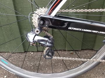 Used Kuota Custom Shimano Ultegra Di2 2017 Road & Gravel, White — image 3 of 4