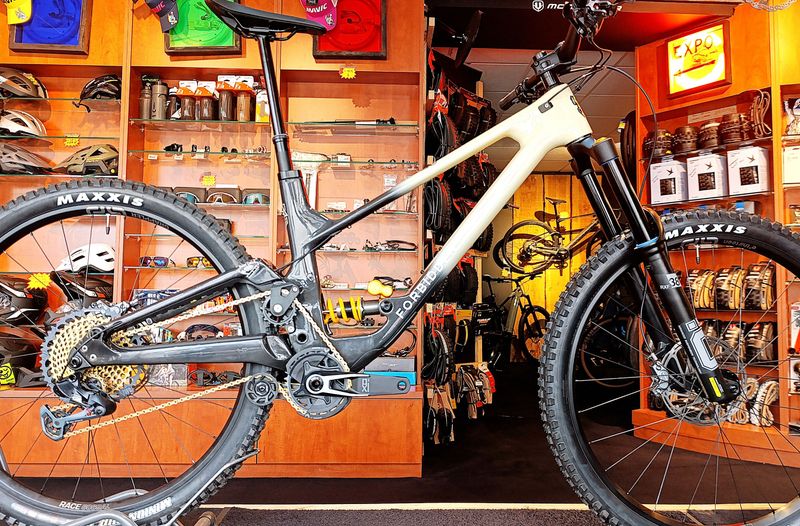 Gebrauchtes Forbidden Dreadnought SRAM X0 2025 Mountainbike, Schwarz — Bild 1 von 5
