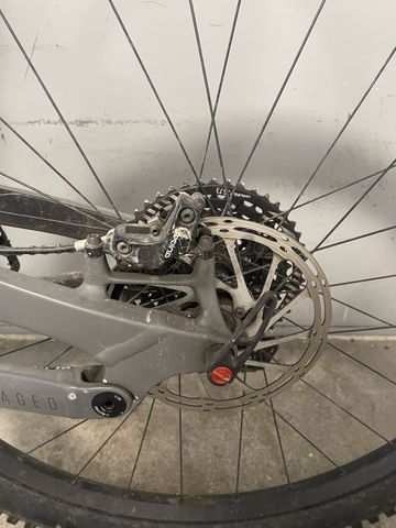 Używany YT Industries JEFFSY 29 CF Comp 2019 2019 Mountainbike — zdjęcie 10 z 11