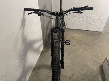 Używany YT Industries JEFFSY 29 CF Comp 2019 2019 Mountainbike — zdjęcie 8 z 11