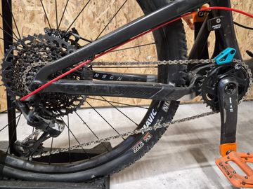 Used Santa Cruz Bronson SRAM X01 Eagle 2018 Mountainbike, Black, 27.5 (650B) — image 4 of 7