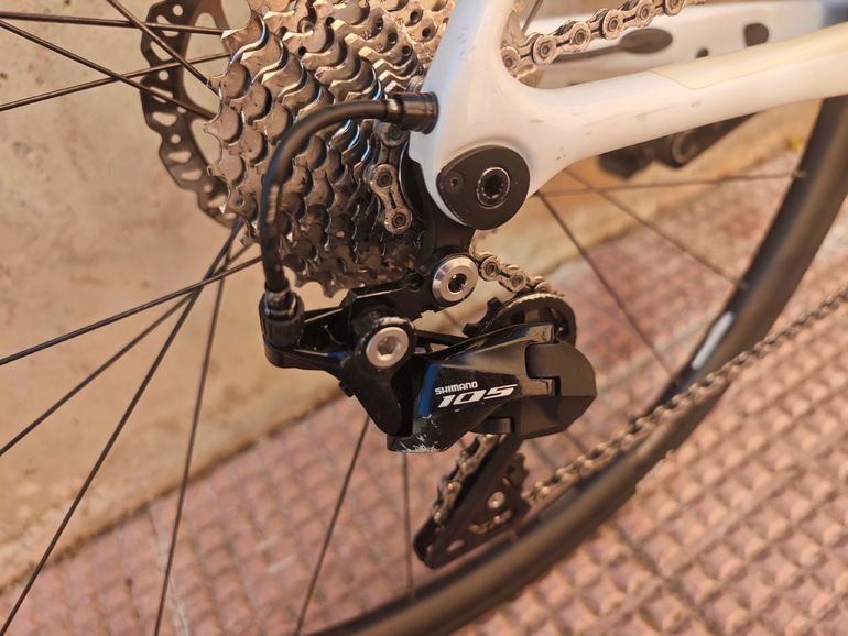 Used Giant TCR Advanced Disc 2 2021 2021 Road & Gravel, White — image 9 of 10