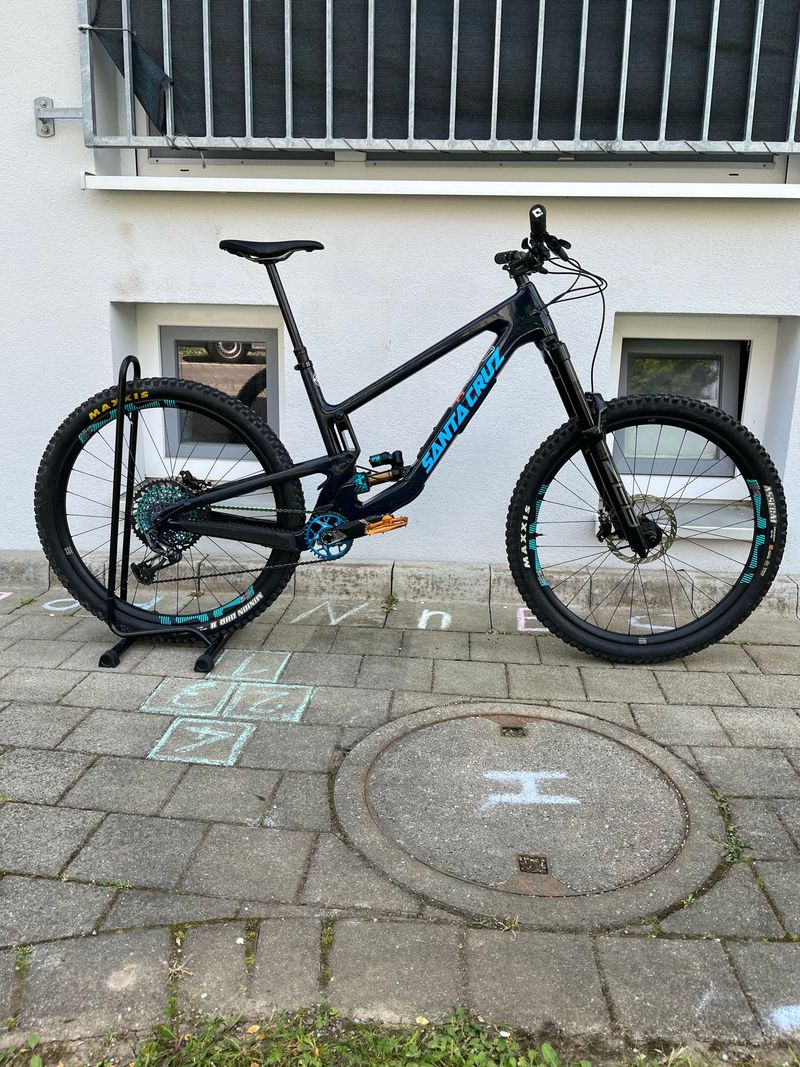 Used Santa Cruz MEGATOWER X01 / Carbon CC 2023 2023 MTB