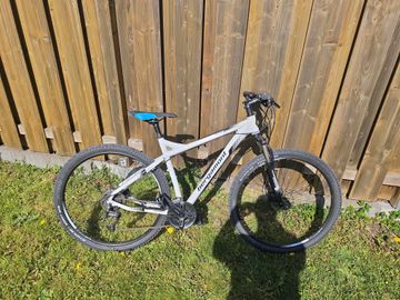 Tweedehands Bergamont Revox 3 2018 Mountainbike — afbeelding 1 van 5