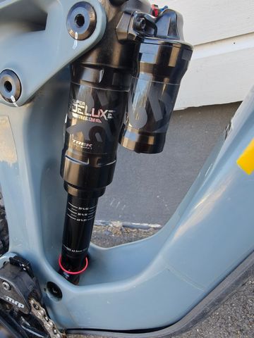 Brugt Trek Slash 9.8 XT Gen 5 2022 2022 Mountainbike — billede 4 af 8