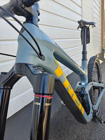 Brugt Trek Slash 9.8 XT Gen 5 2022 2022 Mountainbike — billede 8 af 8