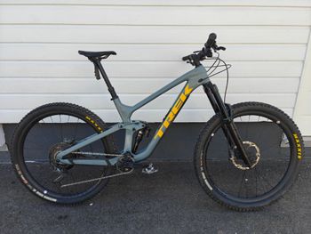 Trek, Slash 9.8 XT Gen 5 2022