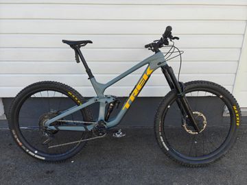 Trek Slash 9.8 XT Gen 5 2022 2022 MTB usato