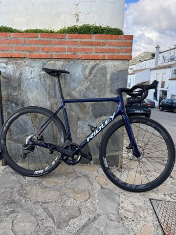 Brugt Ridley Helium SLX Disc - Shimano 105 DI2 // 2x12s 2023 2023 Road & Gravel