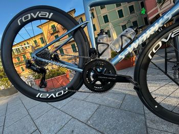 Used Specialized Tarmac Shimano Dura Ace Di2 2025 Road & Gravel, Blue — image 5 of 8