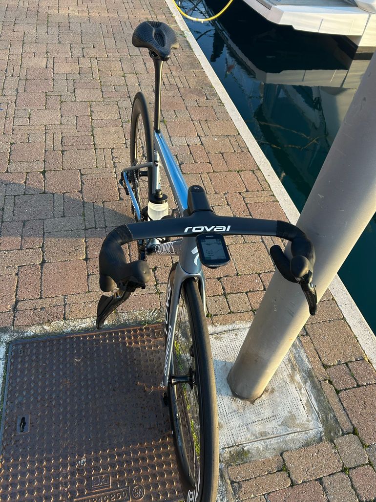 Used Specialized Tarmac Shimano Dura Ace Di2 2025 Road & Gravel, Blue — image 6 of 8