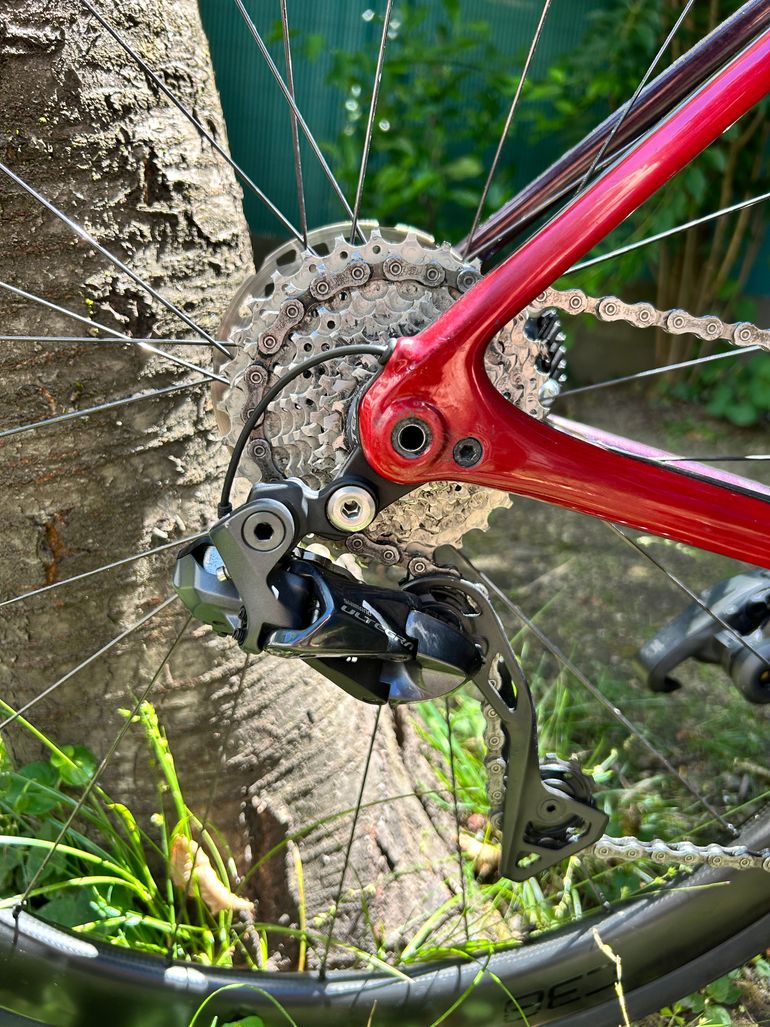 Used Specialized Tarmac Disc Comp – Ultegra Di2 2020 2020 Road & Gravel, Red — image 4 of 8