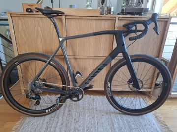Brugt Canyon Grail CF SL 7 eTap 2022 2022 Road & Gravel