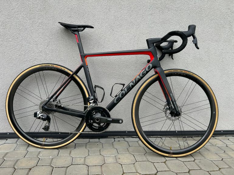 Used Colnago V3Rs Sram Red ETap 2020 2020 Road & Gravel, Rojo — image 1 of 12