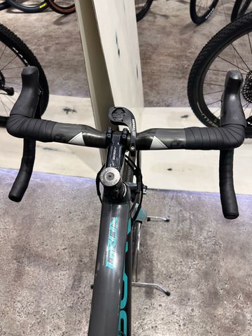 Used Orbea ORCA M20TEAM 2019 2019 Road & Gravel, Green — image 5 of 6