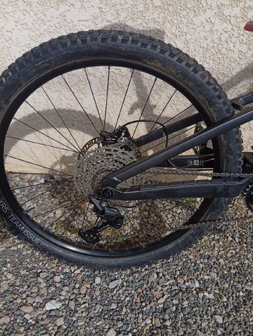 Trek Fuel EXe 5 2025 2025 Mountainbike usato, Grigio chiaro — immagine 3 di 6