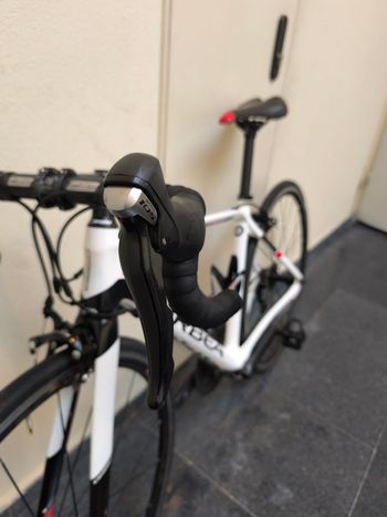 Used Orbea orca m30 Orbea orca m30 Custom Shimano Ultegra 2017 Road & Gravel, White — image 8 of 24