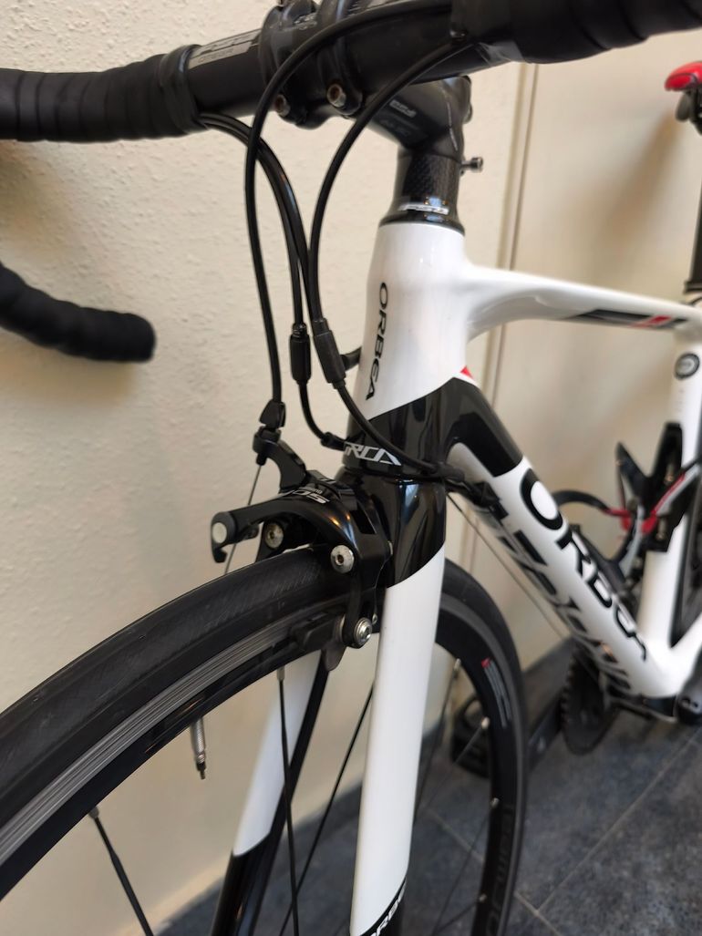 Used Orbea orca m30 Orbea orca m30 Custom Shimano Ultegra 2017 Road & Gravel, White — image 2 of 24