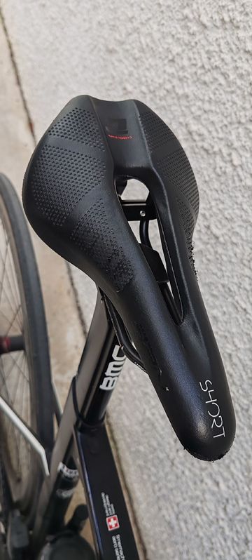 Used BMC Timemachine SRAM Force eTap AXS 2017 Road & Gravel, Black — image 4 of 9
