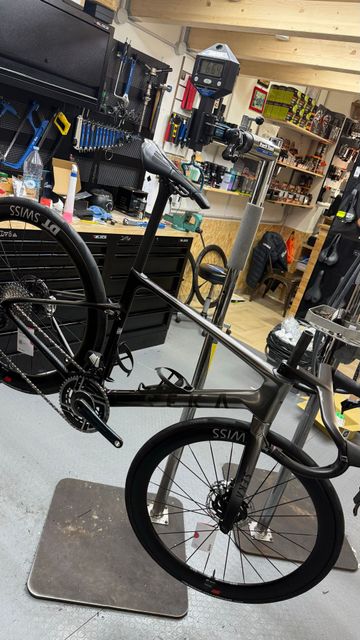 Tweedehands Seka Custom SRAM Red eTap AXS 2026 Road & Gravel — afbeelding 9 van 10