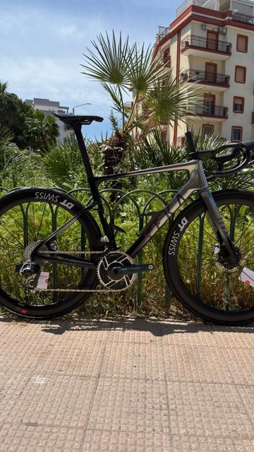 Tweedehands Seka Custom SRAM Red eTap AXS 2026 Road & Gravel — afbeelding 3 van 10