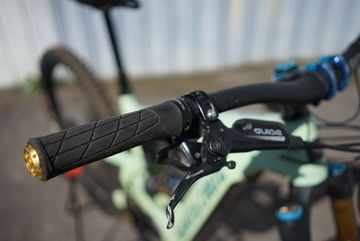Used Santa Cruz Heckler SRAM GX Eagle 2023 Mountainbike, Green — image 9 of 11