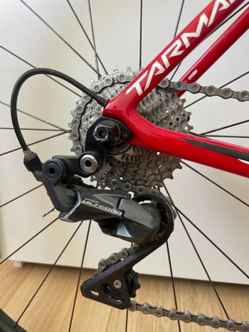Used Specialized Men's Tarmac Expert 2018 2018 Road & Gravel, Red — image 4 of 5