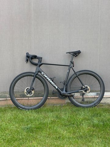 Tweedehands Orbea ORCA M30i 2024 2024 Road & Gravel — afbeelding 2 van 9