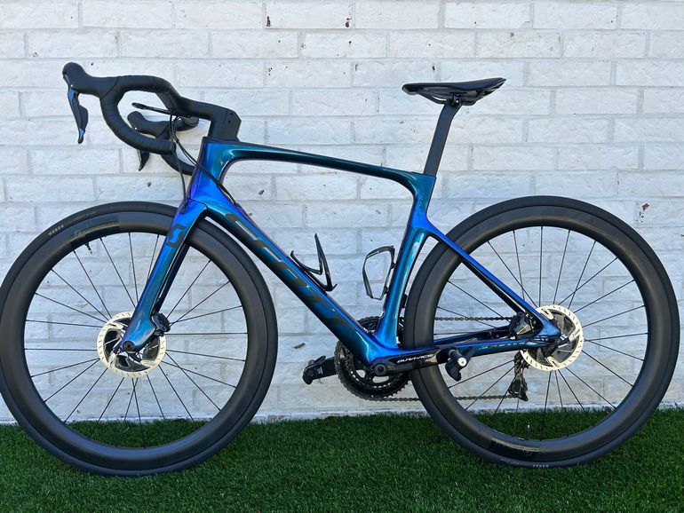 Used Scott Foil Premium 2020 2020 Road & Gravel, Blue — image 2 of 6