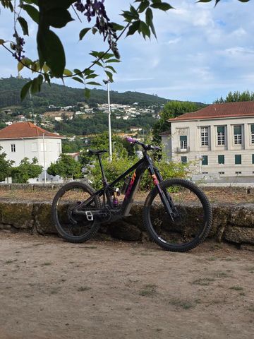 Used Pivot Shuttle SRAM X01 Eagle 2026 Mountainbike, Black — image 5 of 8