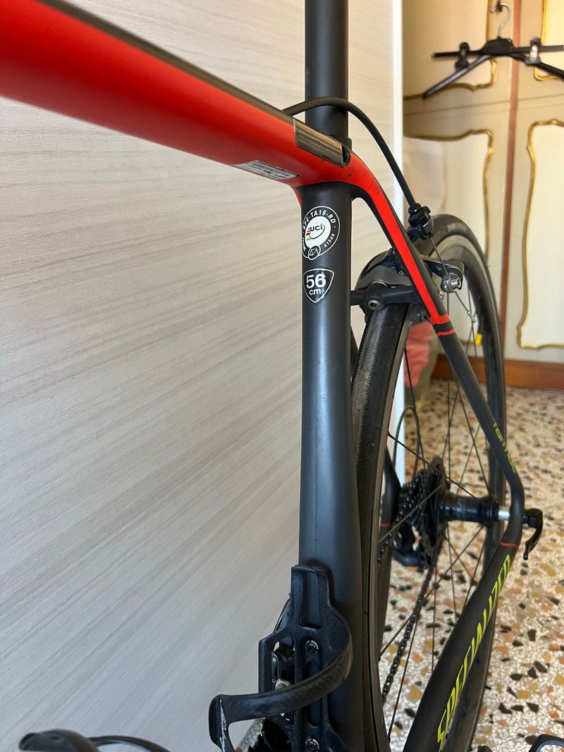 Specialized Tarmac Expert 2016 2016 Road & Gravel de segunda mano, Negro — imagen 14 de 17