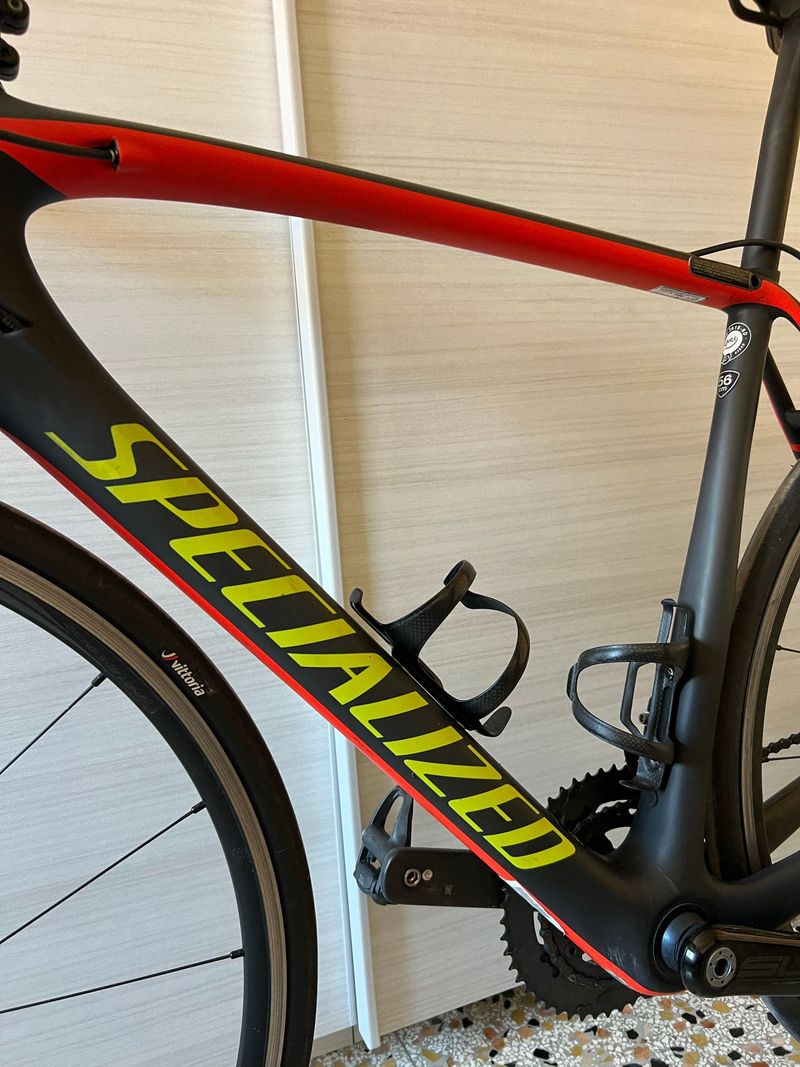Specialized Tarmac Expert 2016 2016 Road & Gravel de segunda mano, Negro — imagen 2 de 17