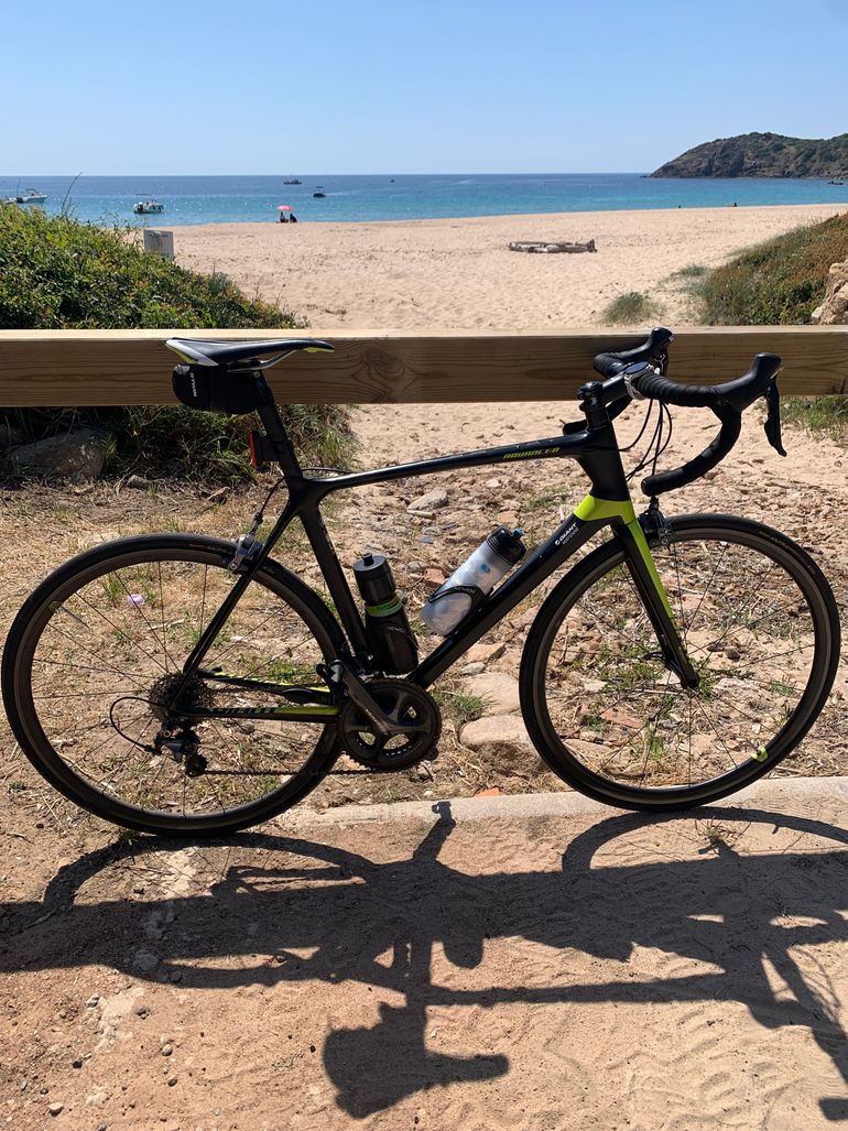 Used Giant TCR Advanced Pro 1 2017 2017 Road & Gravel, Black — image 1 of 7