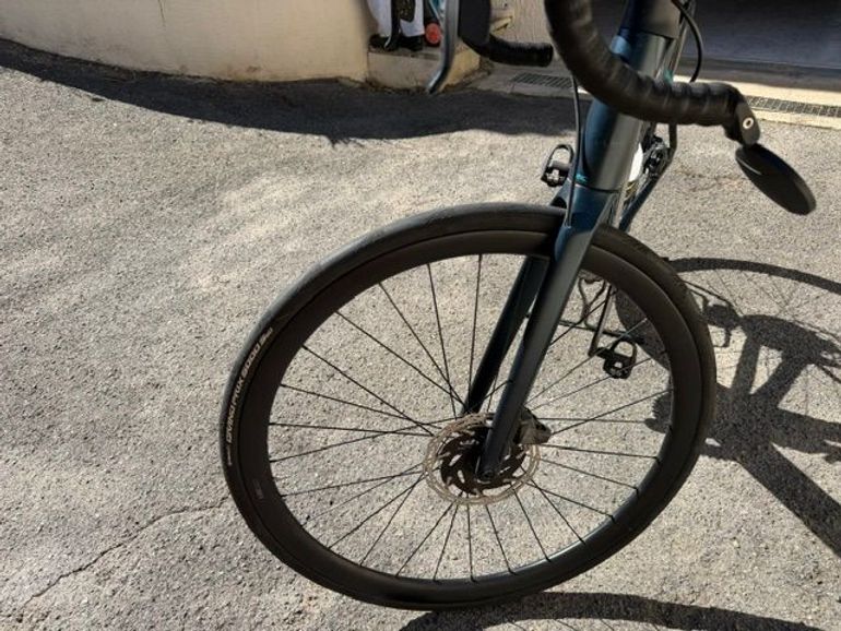 Used BMC Roadmachine AMP ONE 2022 2022 Road & Gravel, Light Gray — image 11 of 12
