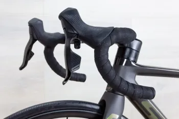 Used Scott Addict RC 30 2023 Road & Gravel, Black — image 15 of 16