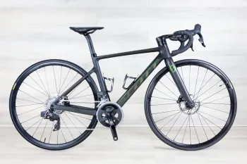Used Scott Addict RC 30 2023 Road & Gravel