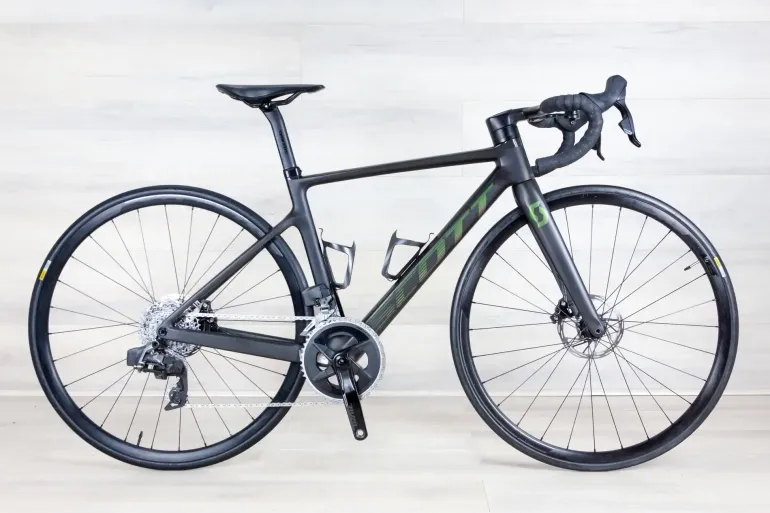 Used Scott Addict RC 30 2023 Road & Gravel, Black — image 1 of 16