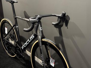 Brugt Focus IZALCO MAX 9.9 2025 2025 Road & Gravel — billede 3 af 5