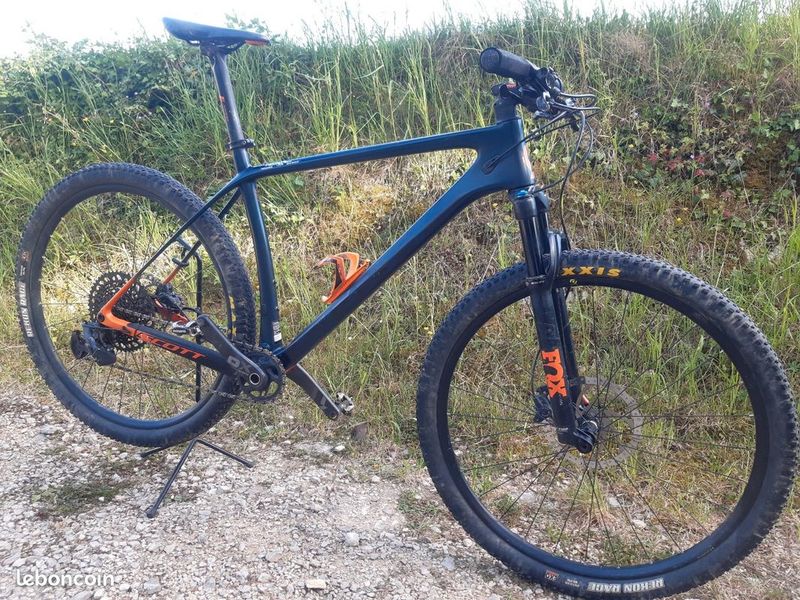 Brugt Scott Scale 930 Carbone 2020 Mountainbike — billede 1 af 11