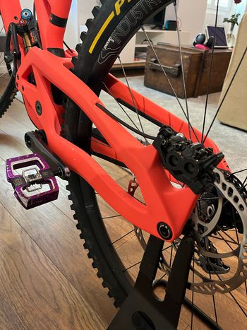 Used Evil Wreckoning / GX I9 Hydra 2023 2023 Mountainbike — image 4 of 12