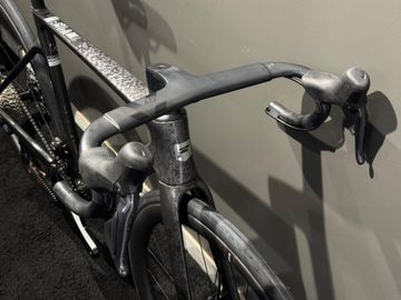 Brugt Focus IZALCO MAX 9.7 2025 2025 Road & Gravel — billede 5 af 6
