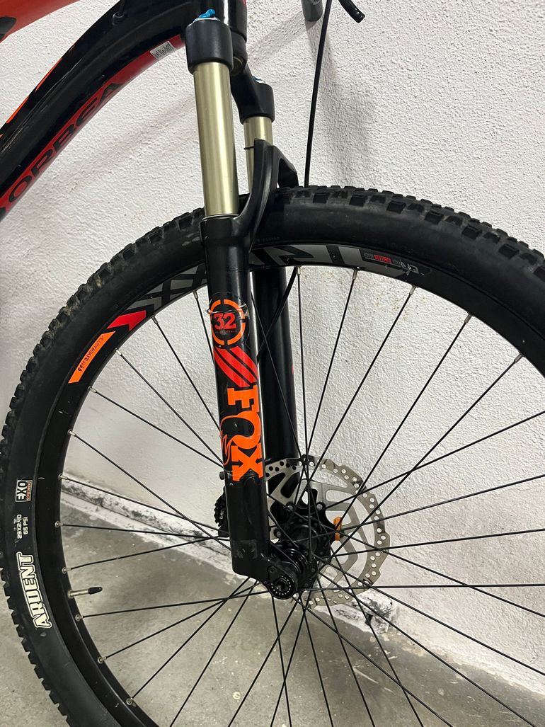 Used Orbea Occam Shimano Deore XT 2017 Mountainbike, Black — image 5 of 10