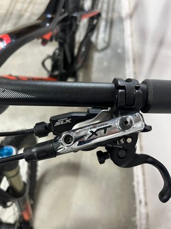 Used Orbea Occam Shimano Deore XT 2017 Mountainbike, Black — image 8 of 10
