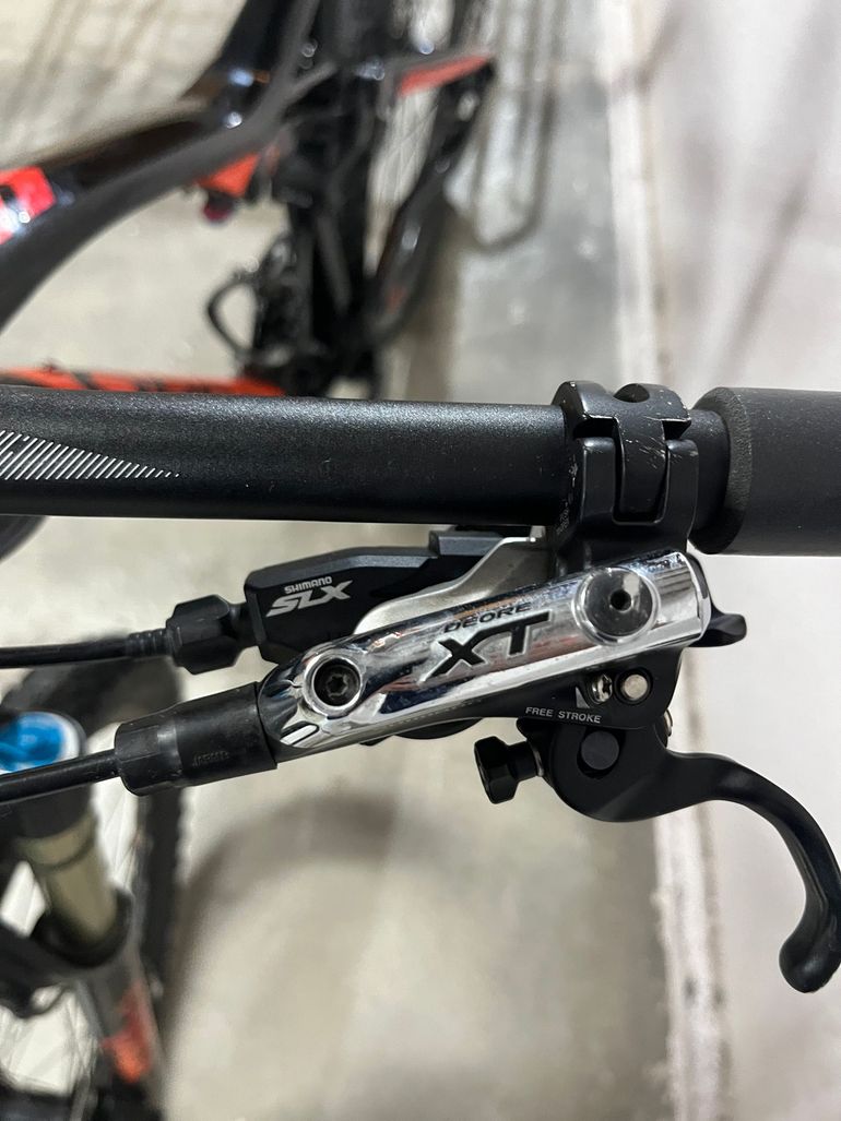 Used Orbea Occam Shimano Deore XT 2017 Mountainbike, Black — image 8 of 10