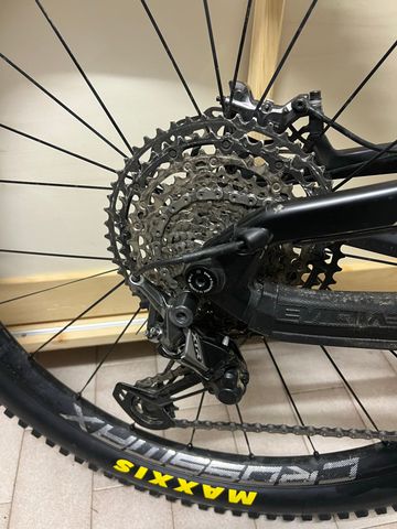 Used Evil Offering / XTR 2020 2020 Mountainbike, Black, 29 — image 3 of 6